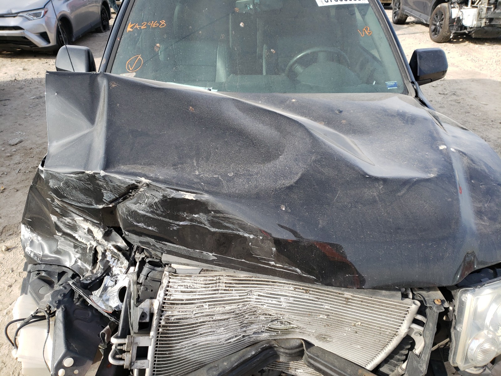 Photo 7 from auction – 2011 FORD ESCAPE LIM with VIN 1FMCU9EG6BKA24687