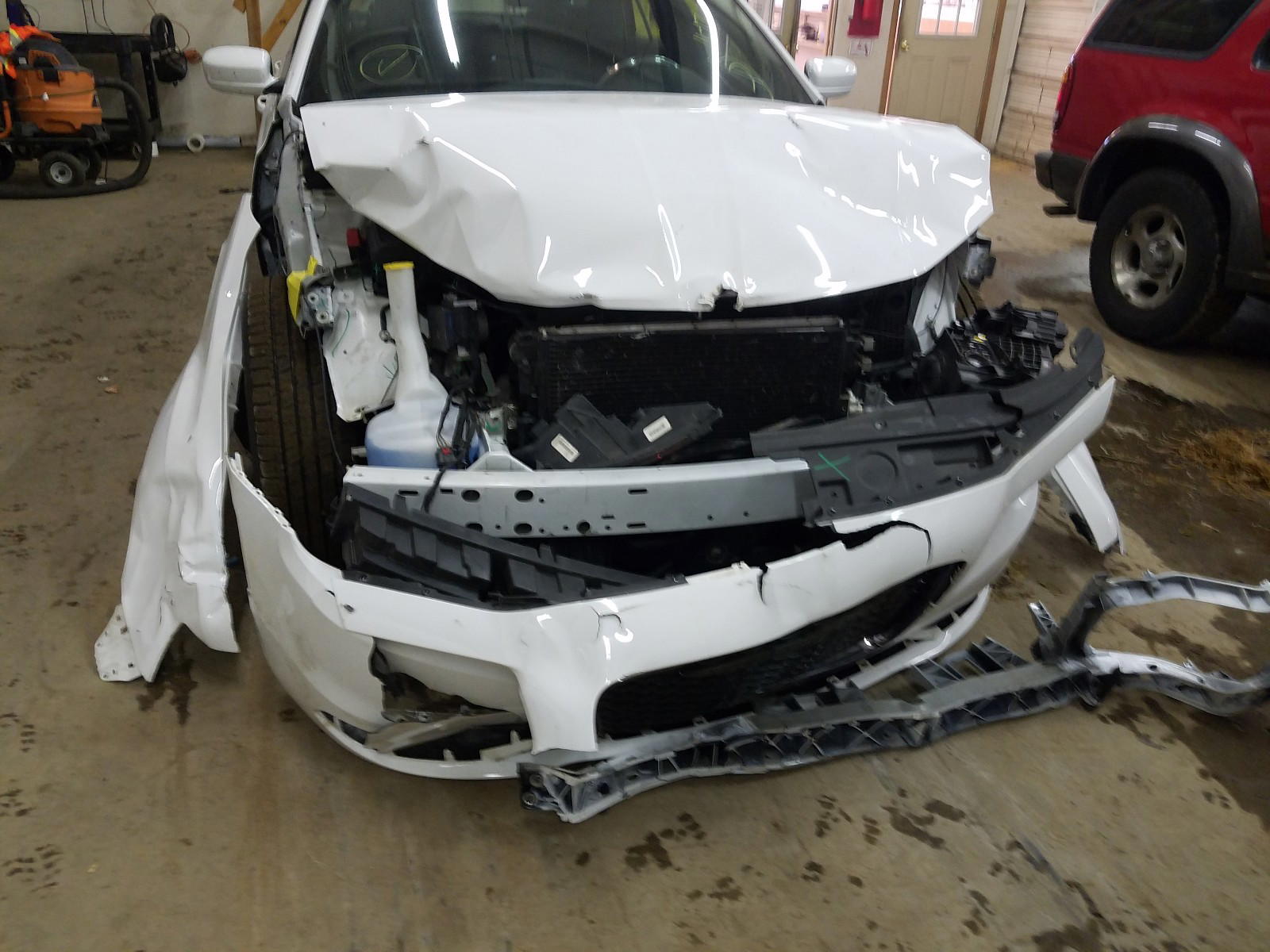 Photo 9 from auction – 2017 CHRYSLER 300 S with VIN 2C3CCAGG2HH534562