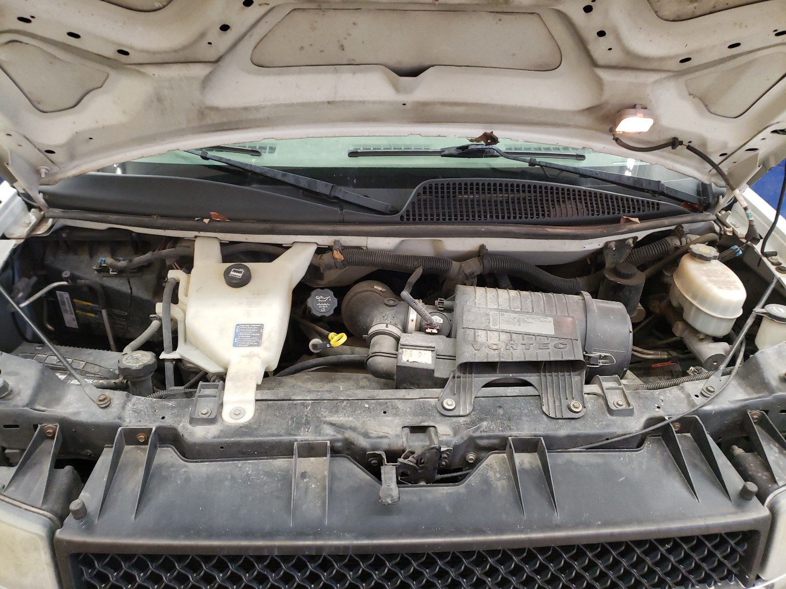 Photo 7 from auction – 2011 CHEVROLET EXPRESS G3 with VIN 1GAZG1FG1B1114172