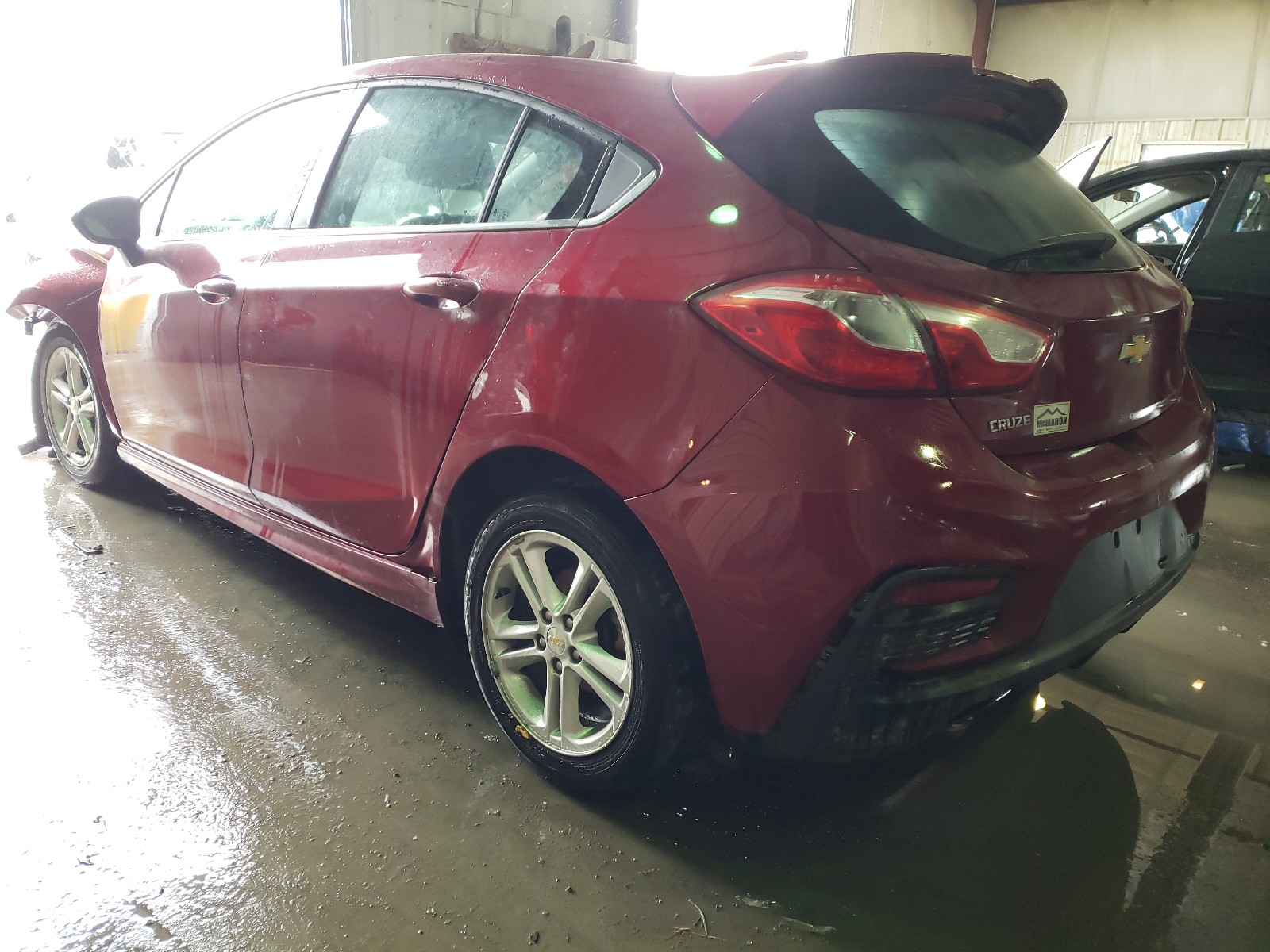 Photo 3 from auction – 2018 CHEVROLET CRUZE LT with VIN 3G1BE6SM5JS597615