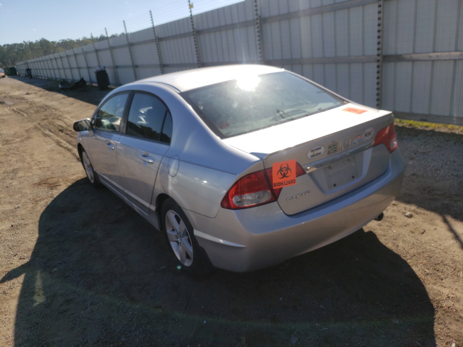 Photo 3 from auction – 2011 HONDA CIVIC LX-S with VIN 19XFA1F64BE027981