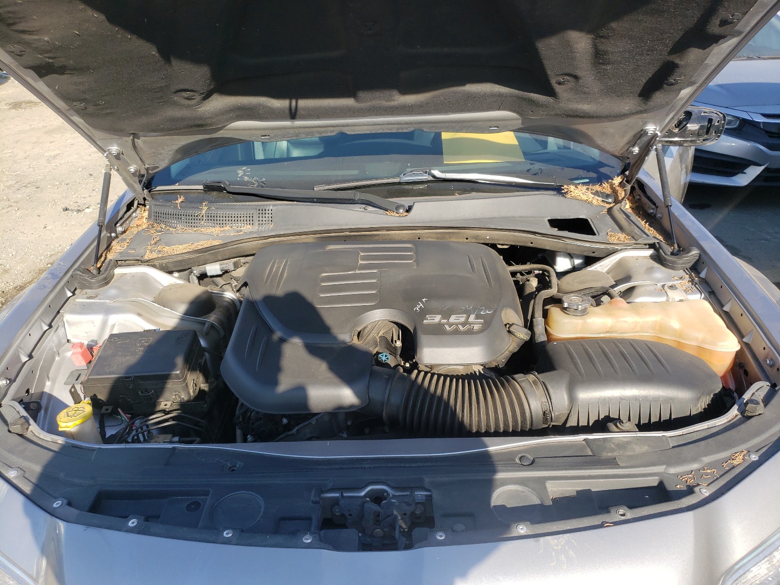 صورة رقم 7 من المزاد - 2016 CHRYSLER 300 LIMITE مع VIN 2C3CCAAG0GH243808