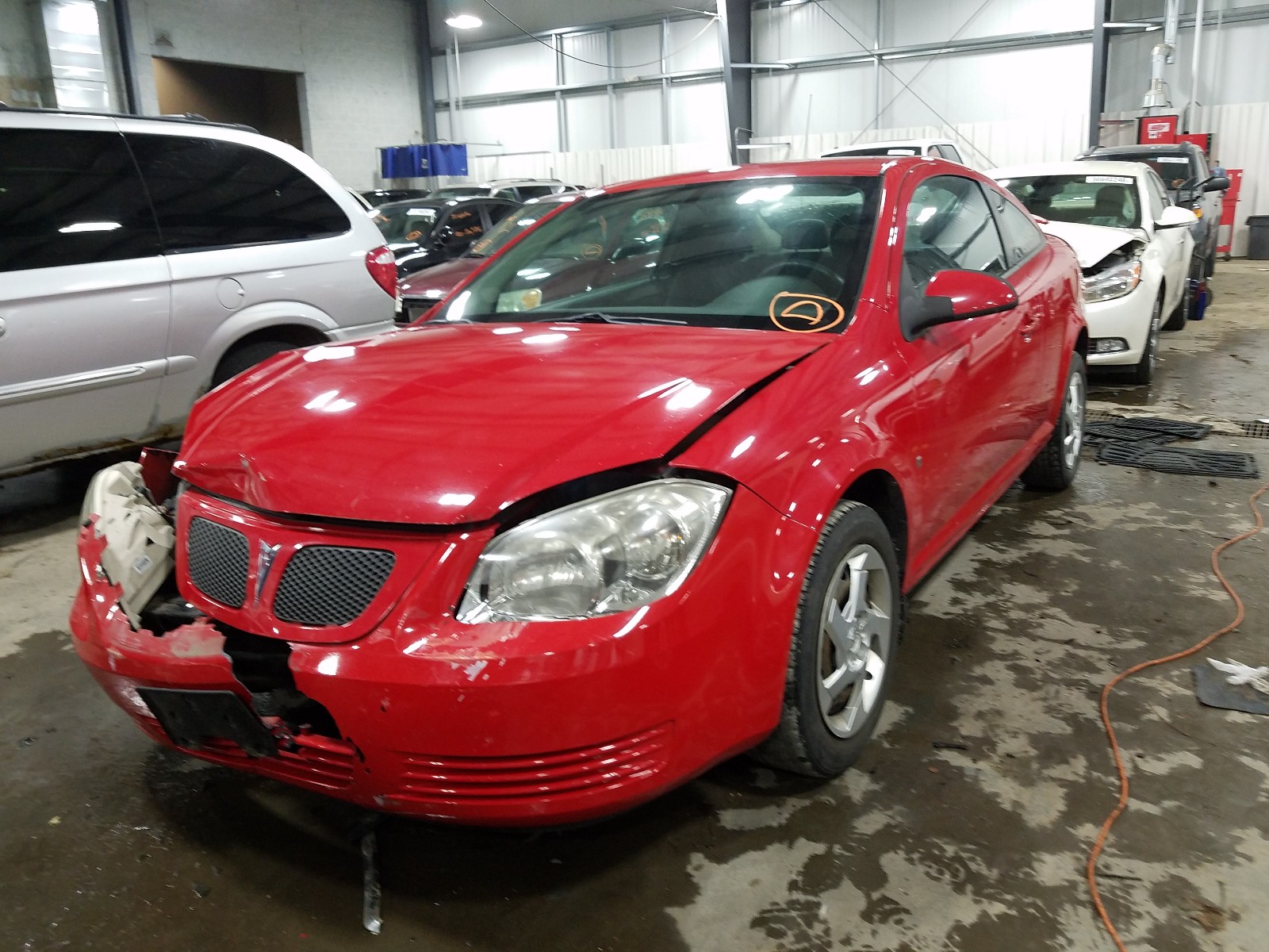Photo 2 from auction – 2008 PONTIAC G5 with VIN 1G2AL18FX87249584