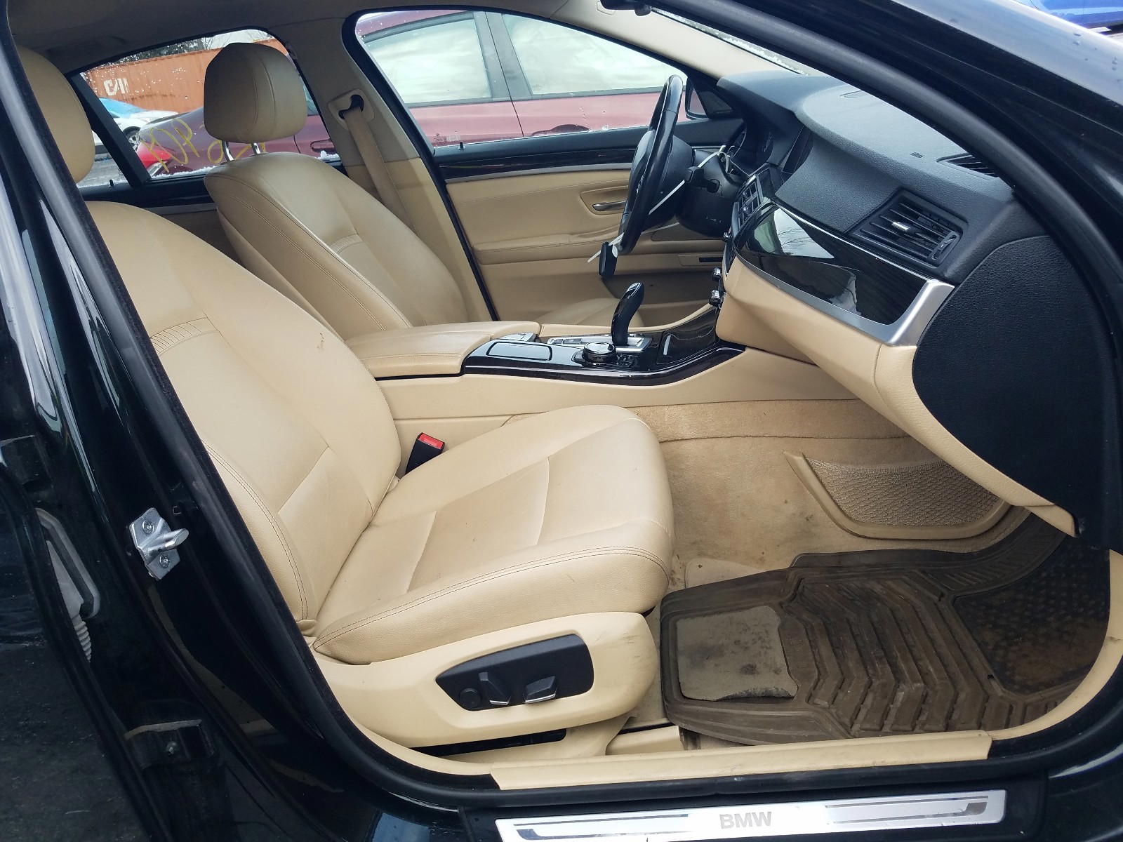 Photo 5 from auction – 2014 BMW 528 XI with VIN WBA5A7C50ED219556