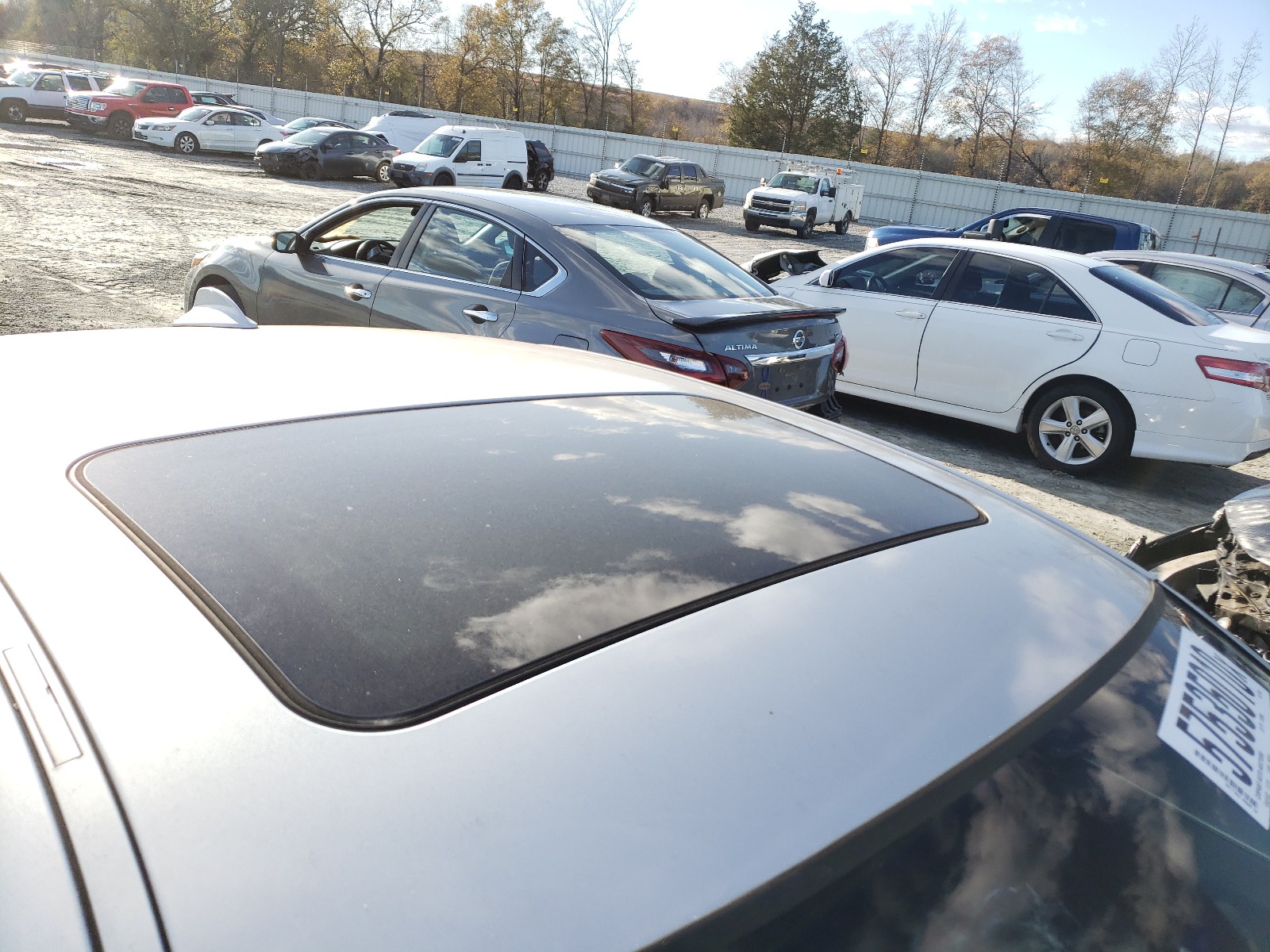 Photo 9 from auction – 2007 BMW 335 I with VIN WBAVB735X7KY60418
