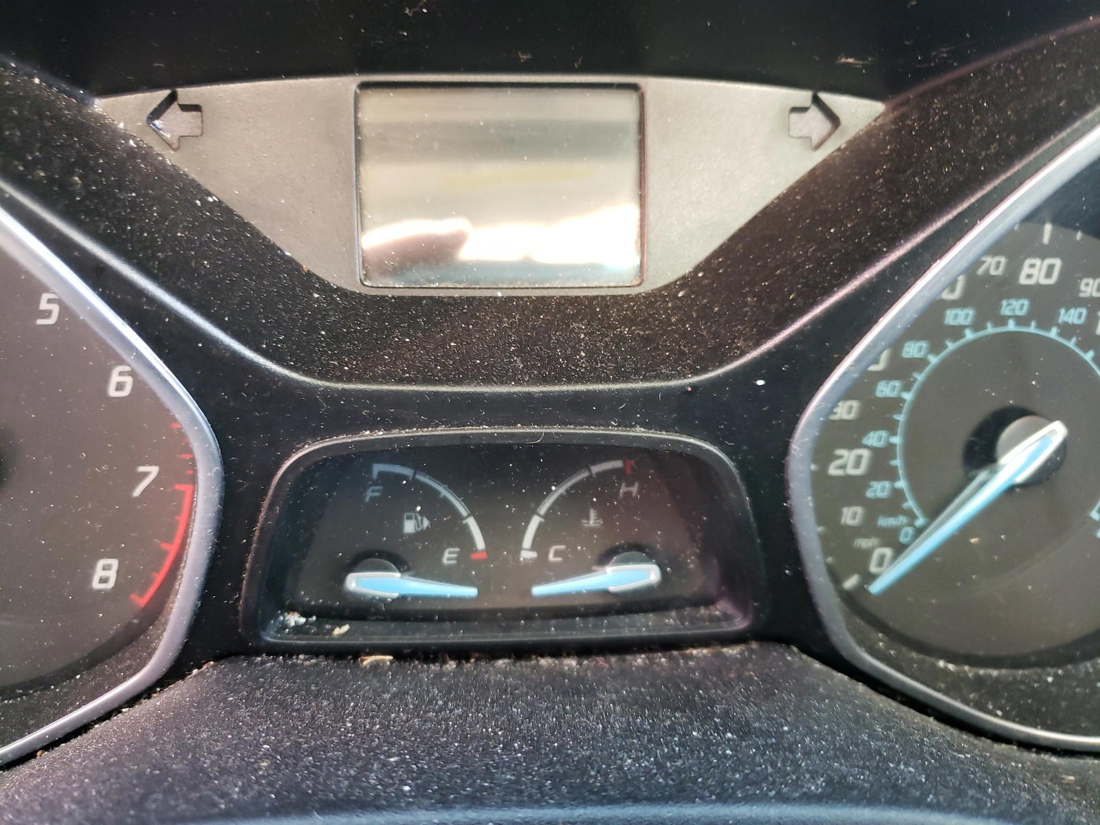 Photo 8 from auction – 2012 FORD FOCUS SE with VIN 1FAHP3F22CL239275