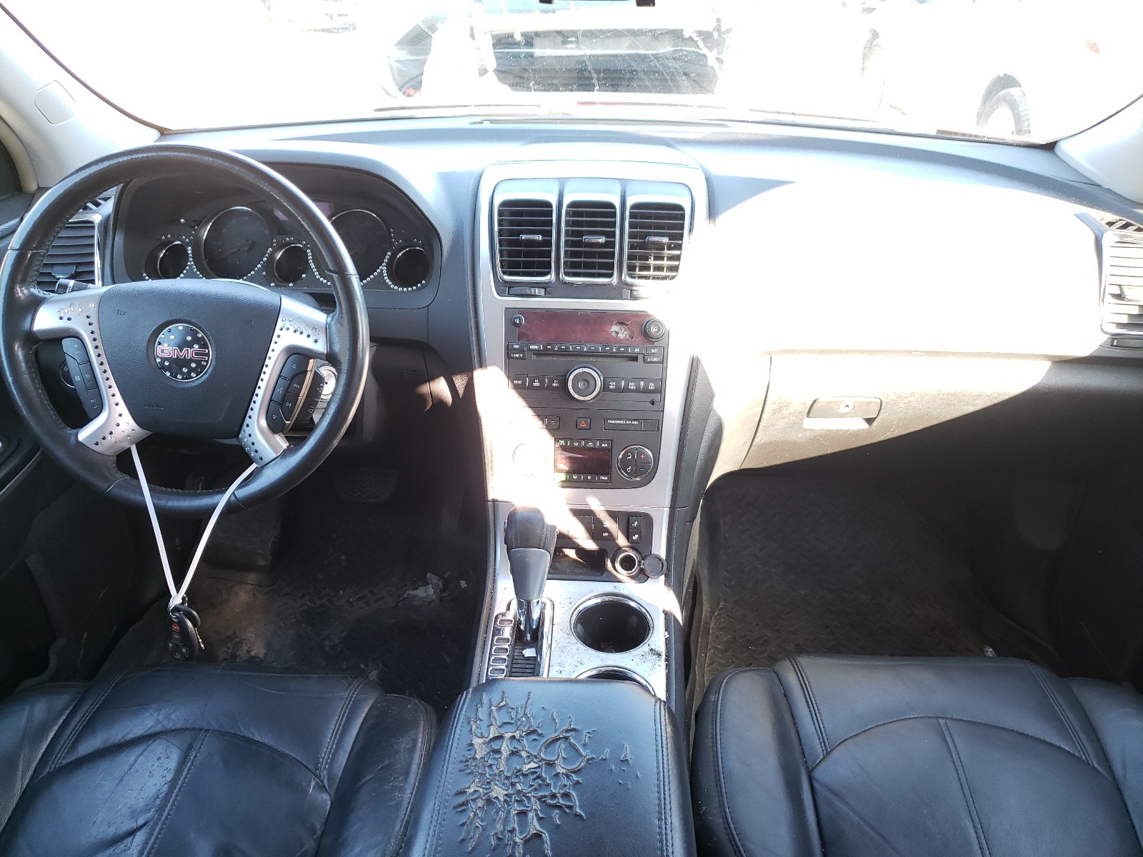 Photo 9 from auction – 2008 GMC ACADIA SLT with VIN 1GKER23778J275469