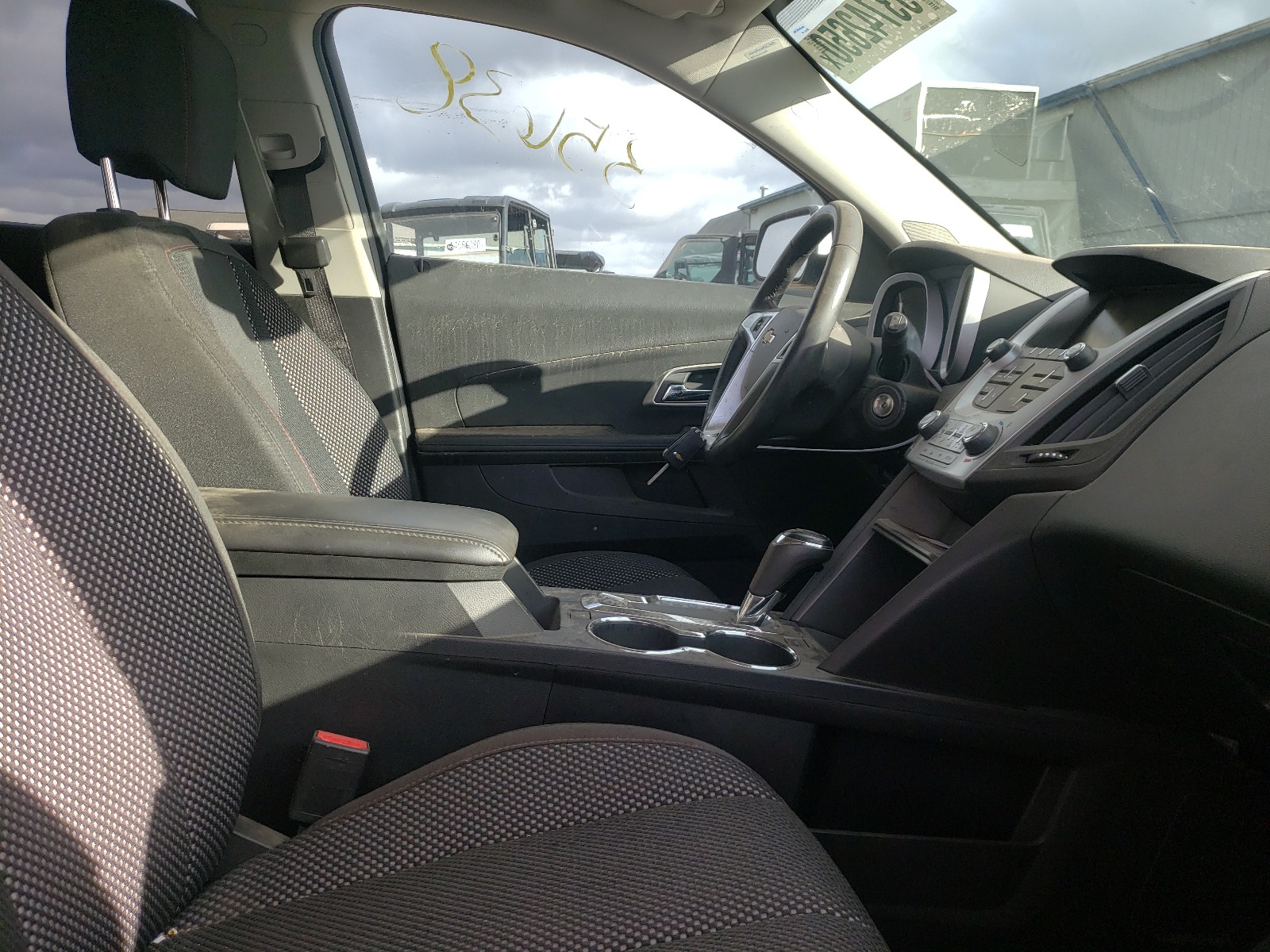 Photo 5 from auction – 2017 CHEVROLET EQUINOX LT with VIN 2GNALCEK1H6288726