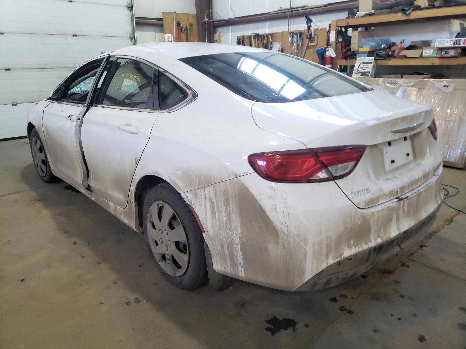 Photo 3 from auction – 2015 CHRYSLER 200 LX with VIN 1C3CCCFB9FN671469
