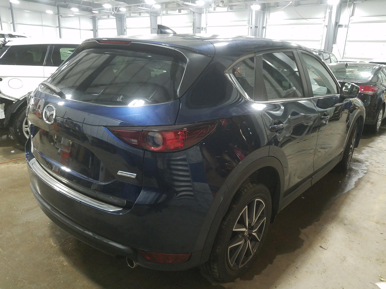 Photo 4 from auction – 2018 MAZDA CX-5 TOURI with VIN JM3KFBCM3J0456486