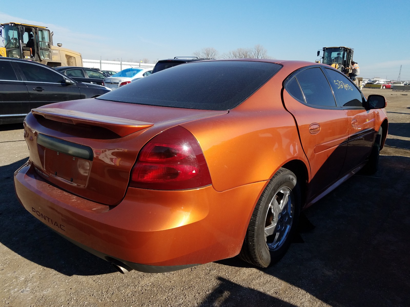 Photo 4 from auction – 2005 PONTIAC GRAND PRIX with VIN 2G2WP542051185827