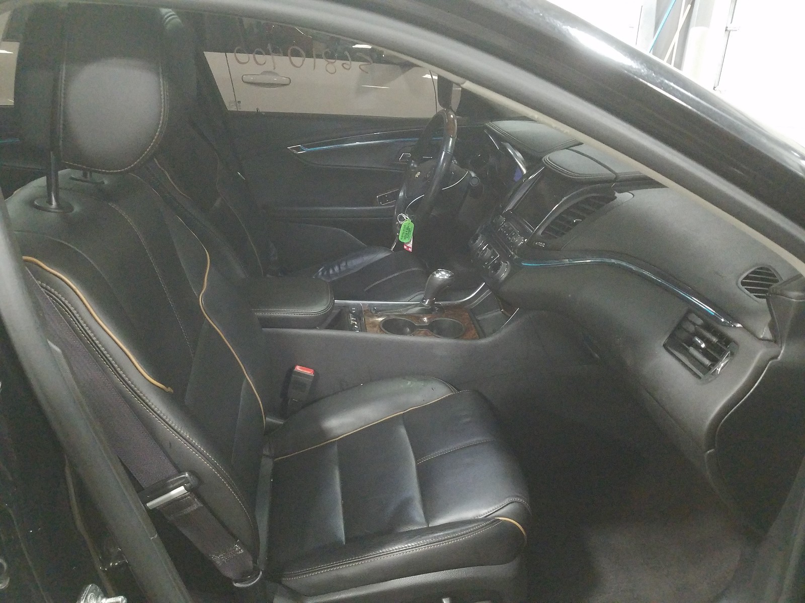 Photo 5 from auction – 2014 CHEVROLET IMPALA LTZ with VIN 2G1155S39E9210192
