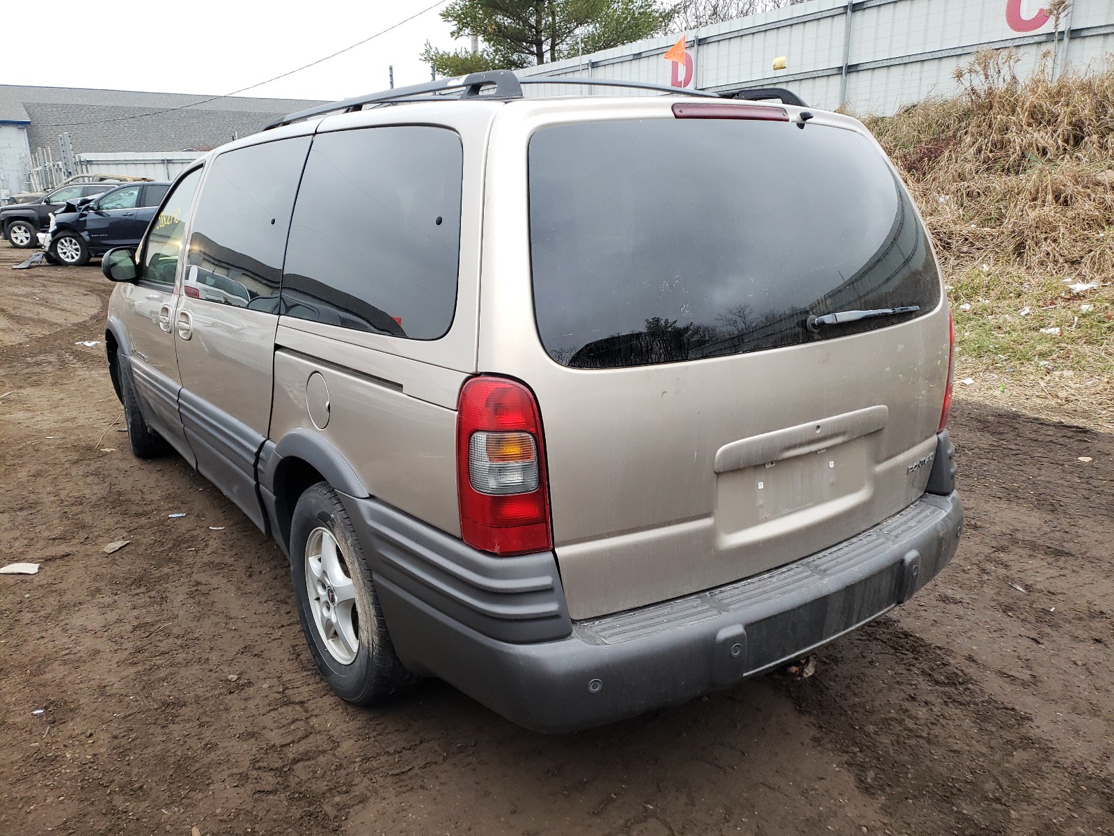 Photo 3 from auction – 2003 PONTIAC MONTANA with VIN 1GMDX03E33D205728