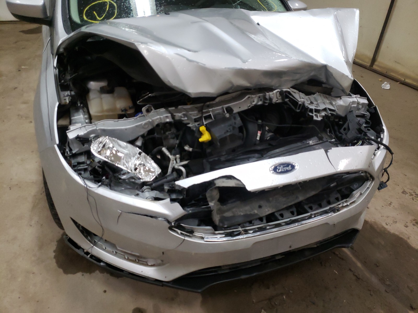 Photo 9 from auction – 2018 FORD FOCUS SE with VIN 1FADP3K24JL235603