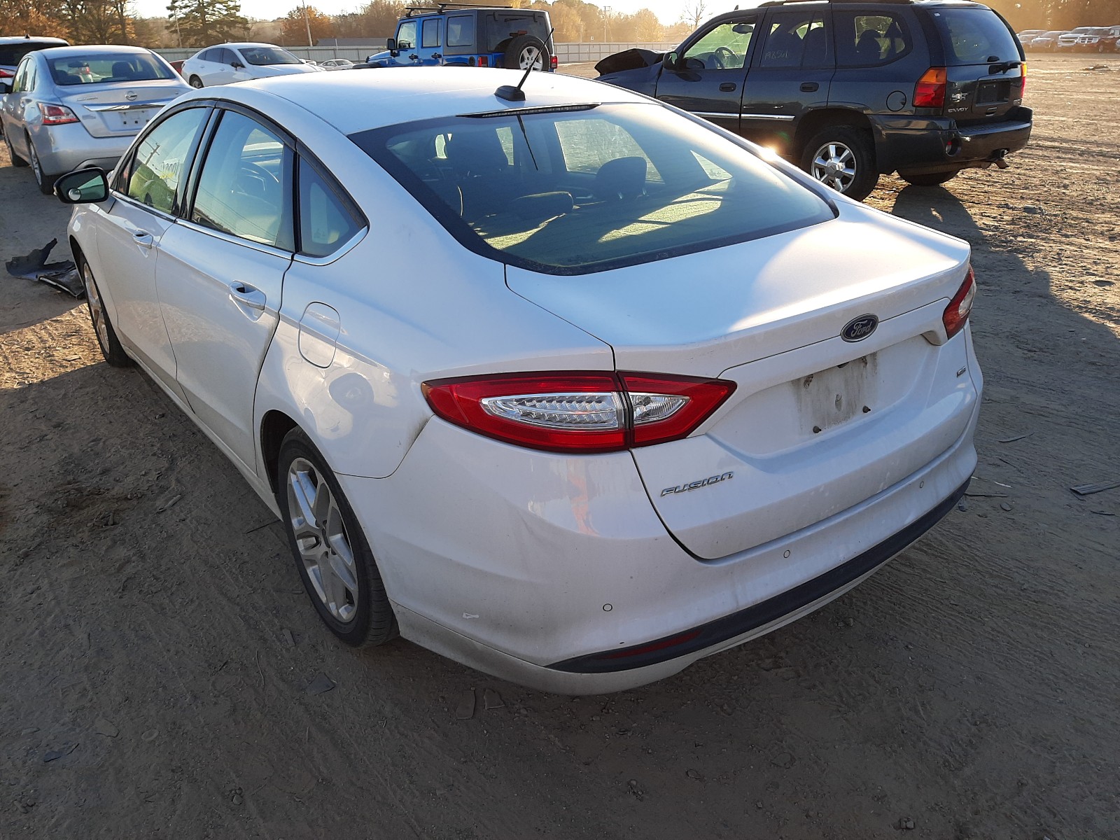 Photo 3 from auction – 2016 FORD FUSION SE with VIN 3FA6P0H79GR264664