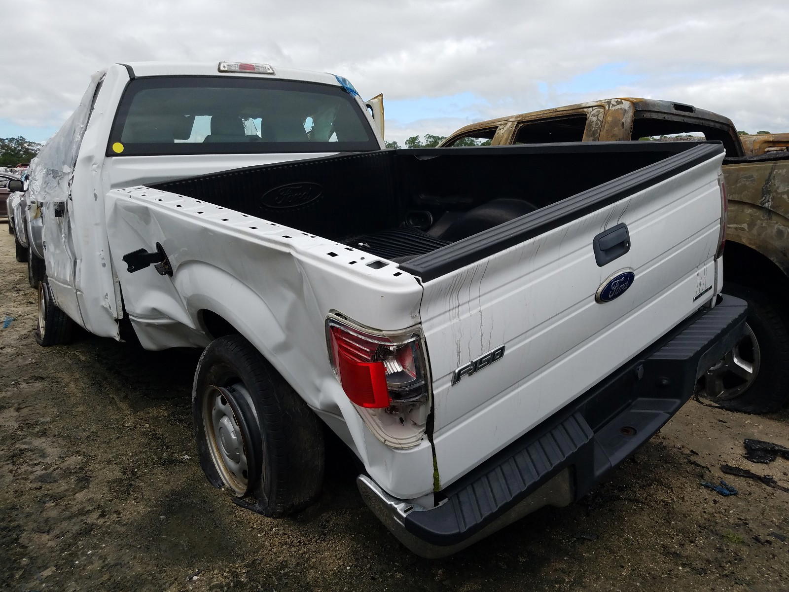 Photo 3 from auction – 2012 FORD F150 with VIN 1FTMF1CM2CFA10020