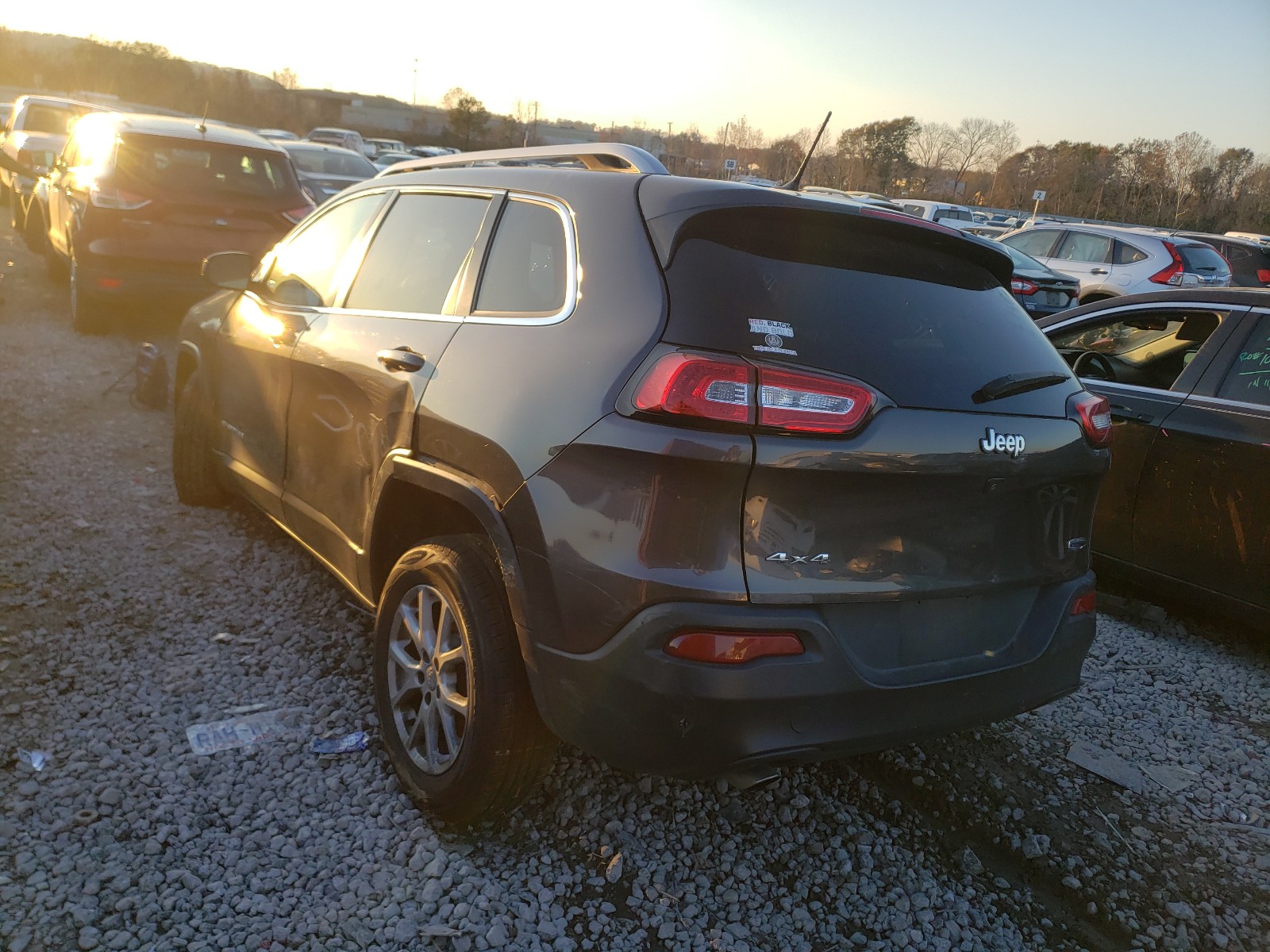 Photo 3 from auction – 2015 JEEP CHEROKEE L with VIN 1C4PJMCB6FW667287