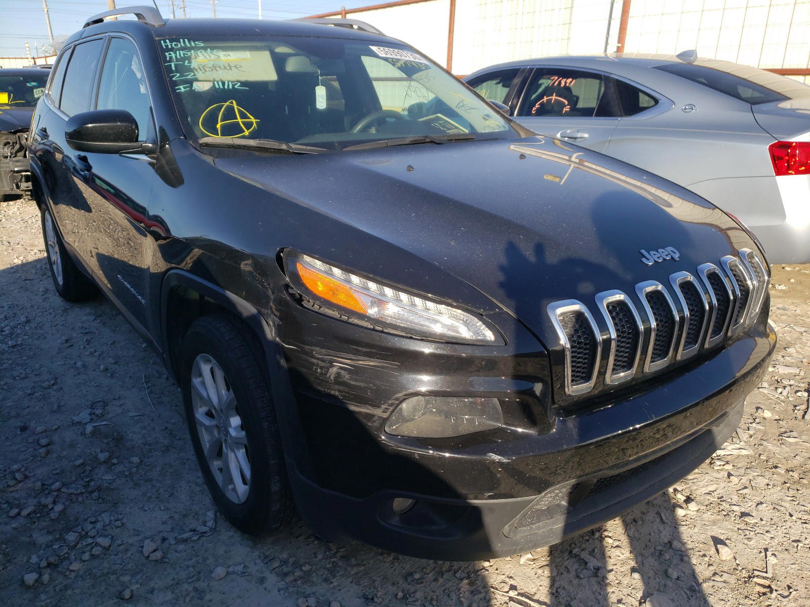 JEEP CHEROKEE L 2018 with VIN 1C4PJLCB7JD577435 - Photo from auction