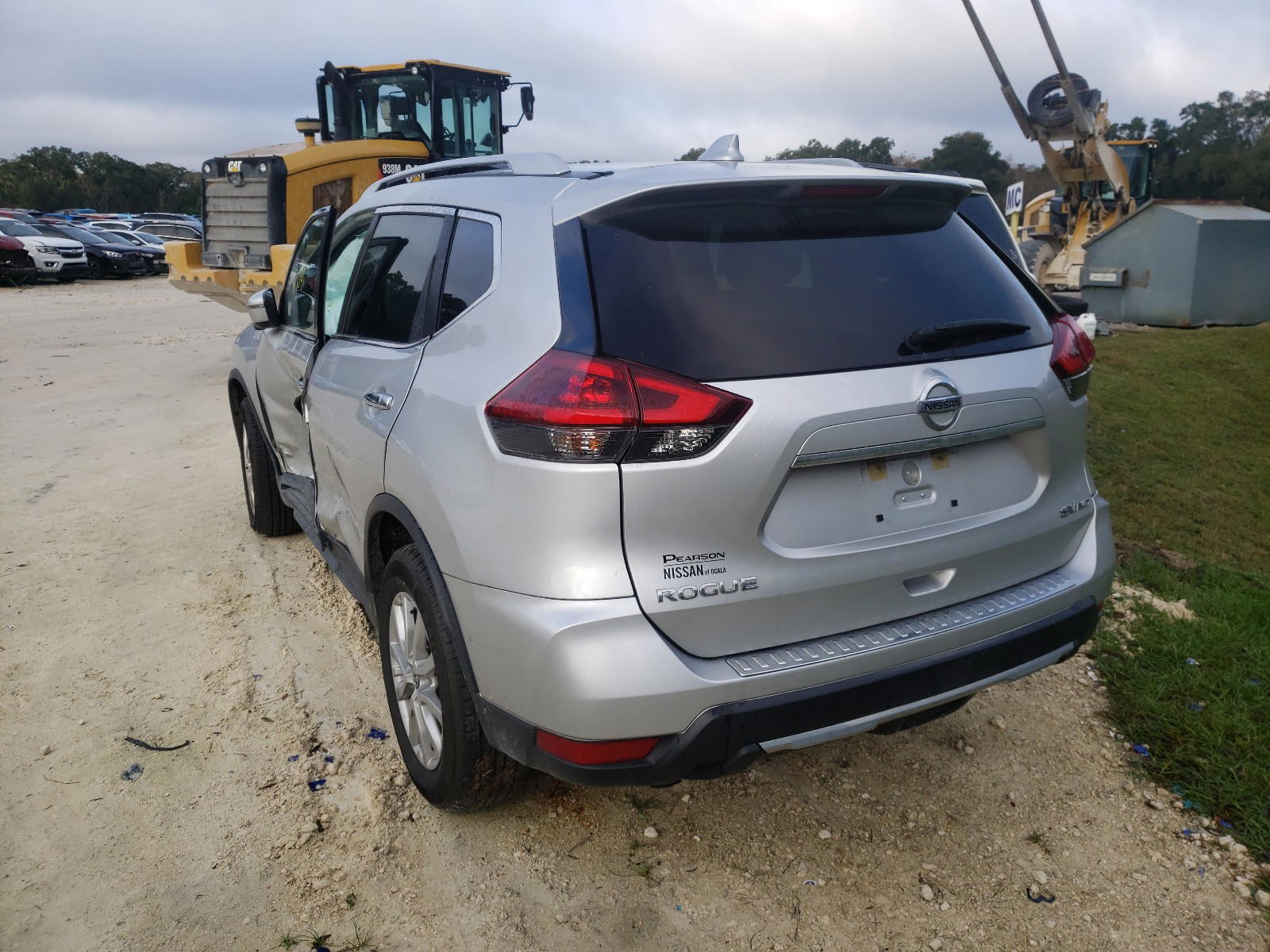 Photo 3 from auction – 2018 NISSAN ROGUE S with VIN KNMAT2MVXJP528652