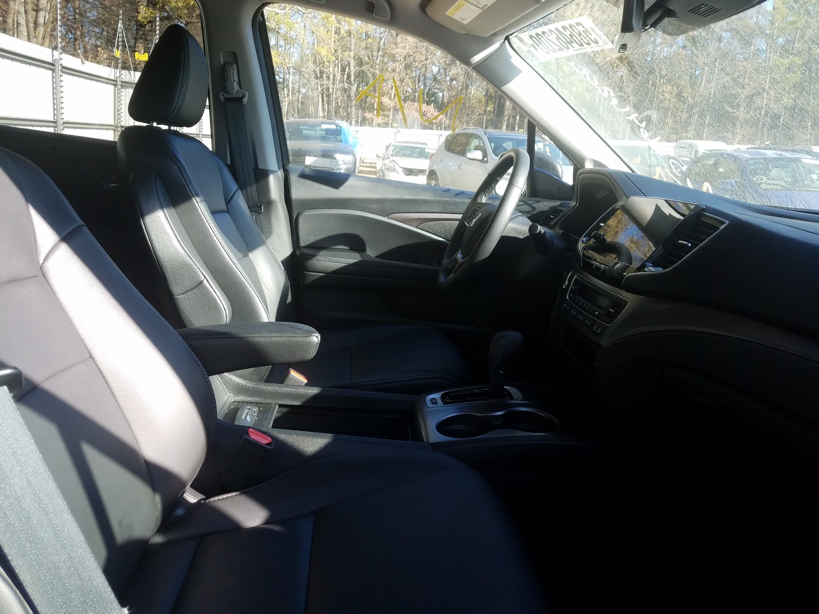 Photo 5 from auction – 2019 HONDA PILOT EXL with VIN 5FNYF5H5XKB016337
