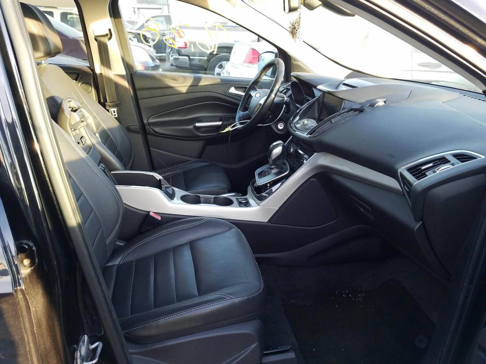 Photo 5 from auction – 2013 FORD ESCAPE SEL with VIN 1FMCU0HX2DUC53785
