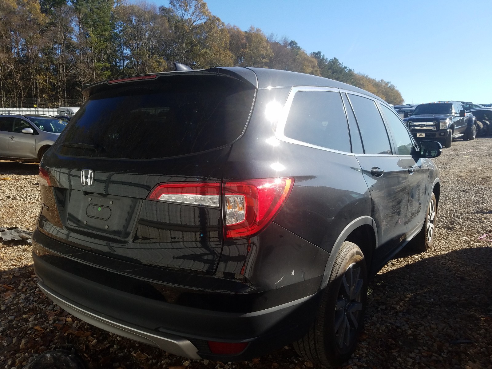 Photo 4 from auction – 2019 HONDA PILOT EXL with VIN 5FNYF5H5XKB016337