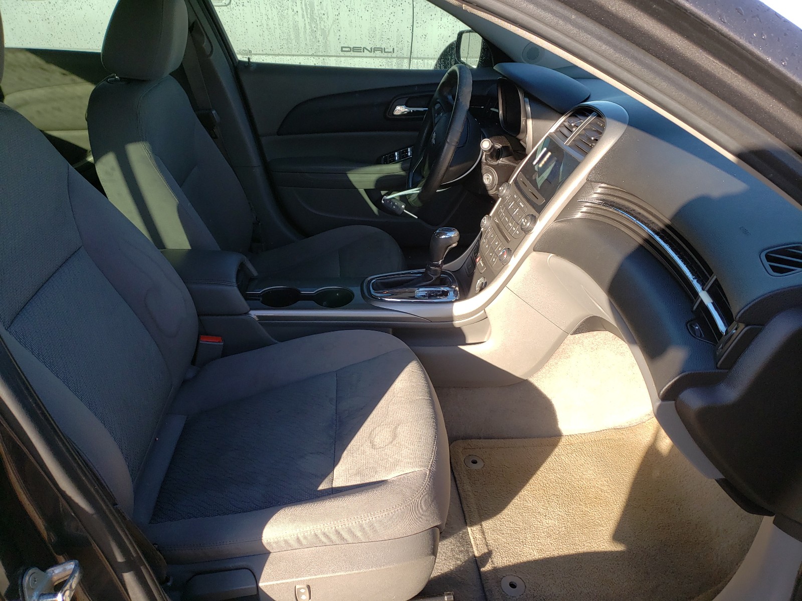 Zdjęcie 5 z aukcji – 2013 CHEVROLET MALIBU LS z VIN 1G11A5SA2DF143189