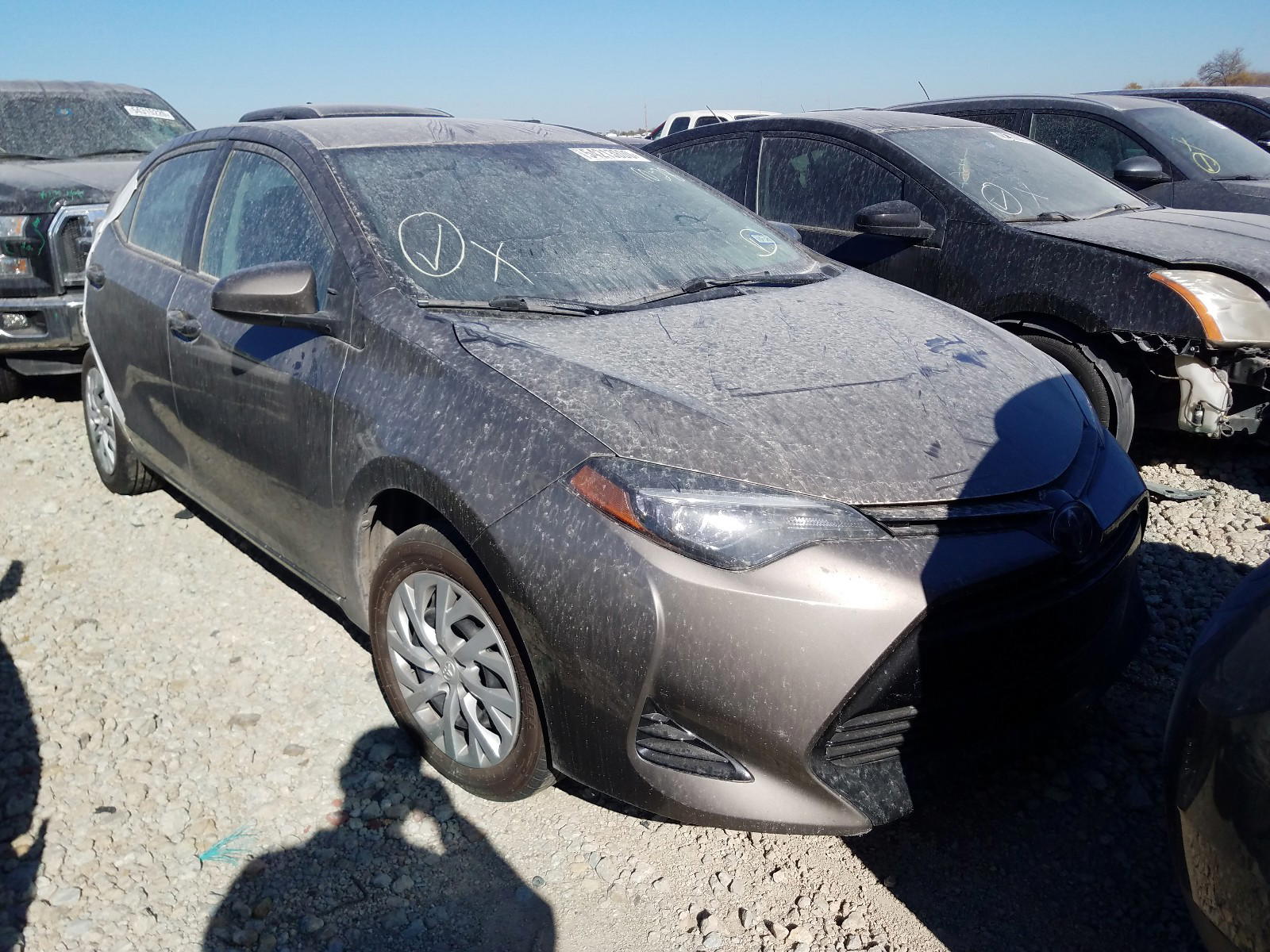 TOYOTA COROLLA L 2017 with VIN 5YFBURHE4HP714734 - Photo from auction