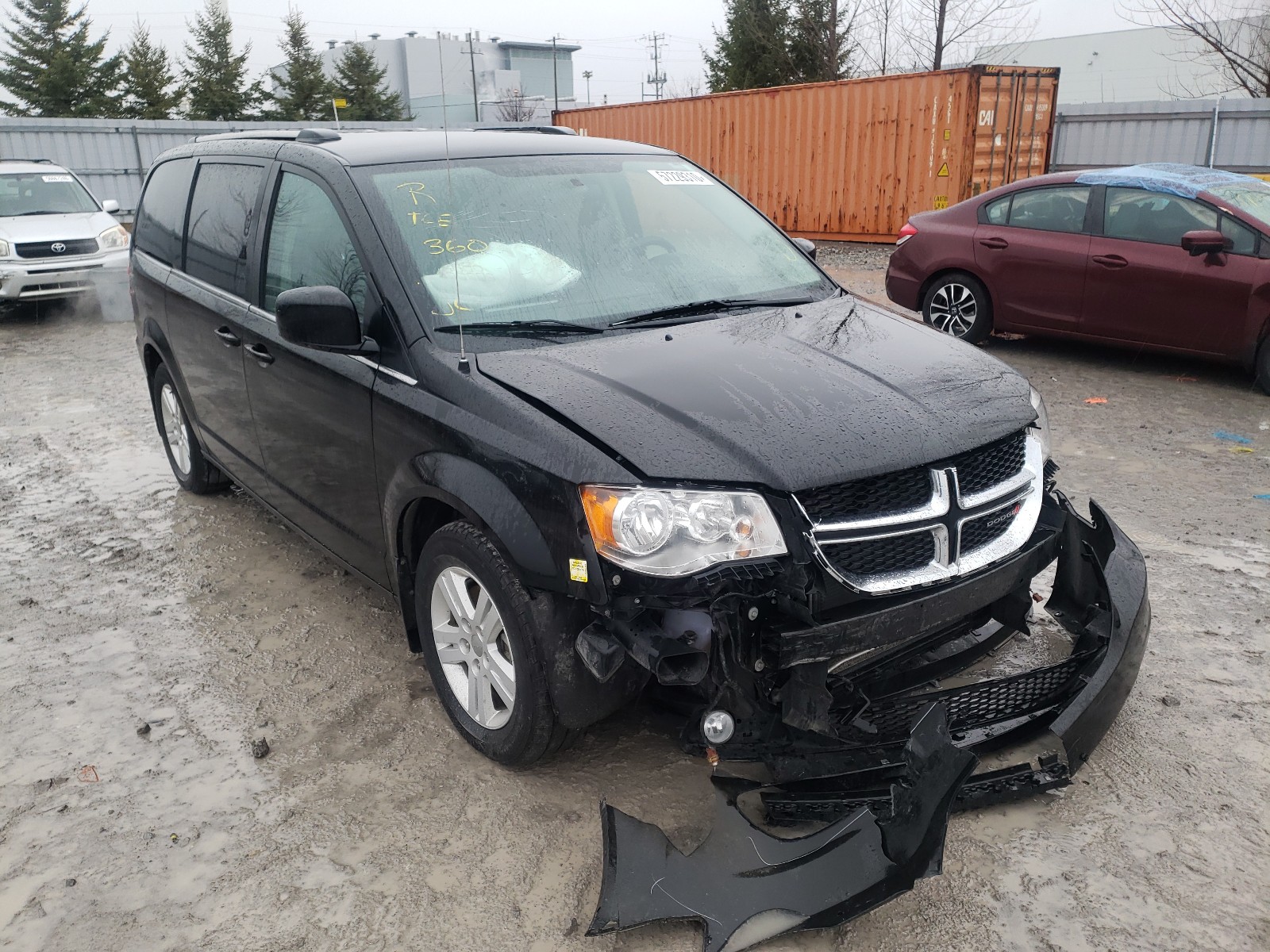 DODGE GRAND CARA 2018 with VIN 2C4RDGDG7JR242609 - Photo from auction