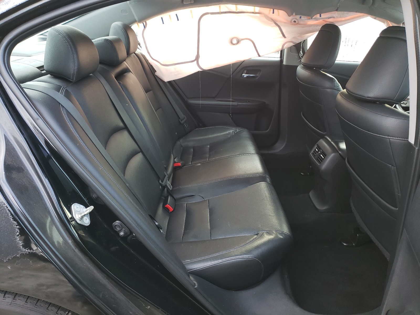 Photo 6 from auction – 2015 HONDA ACCORD EXL with VIN 1HGCR2F85FA060825