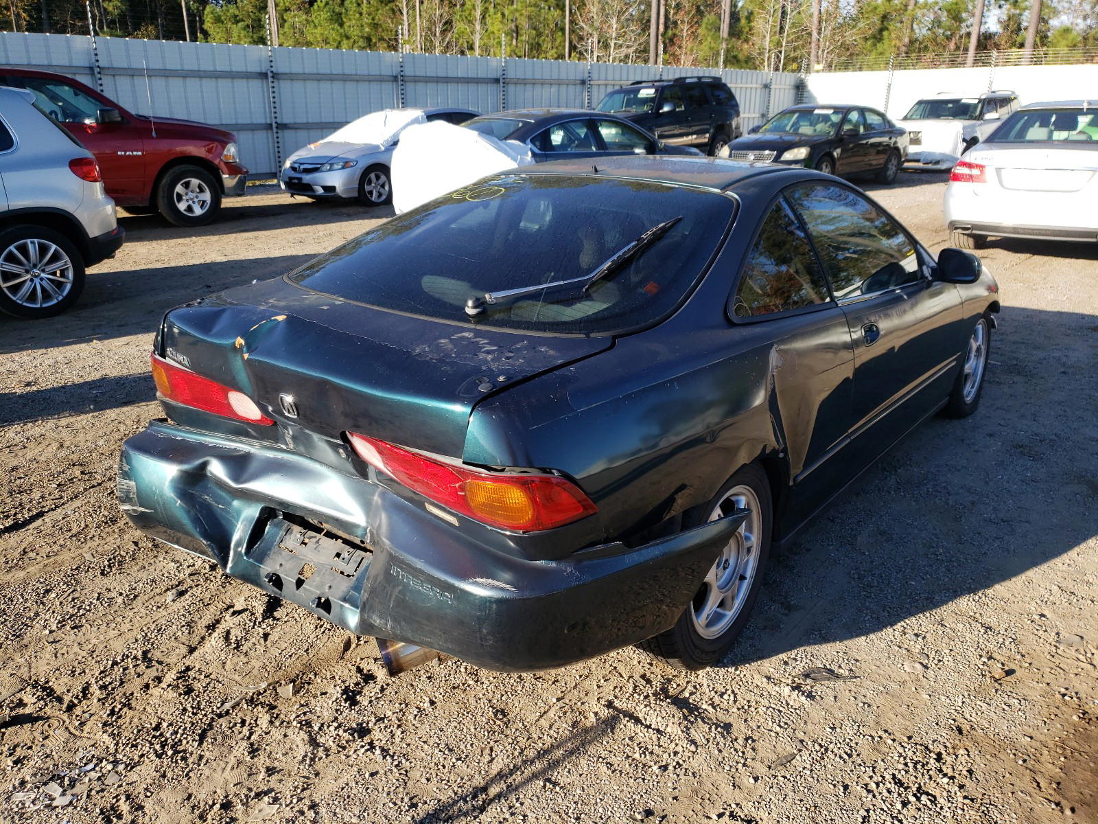 Photo 4 from auction – 1996 ACURA INTEGRA with VIN JH4DC2384TS001830