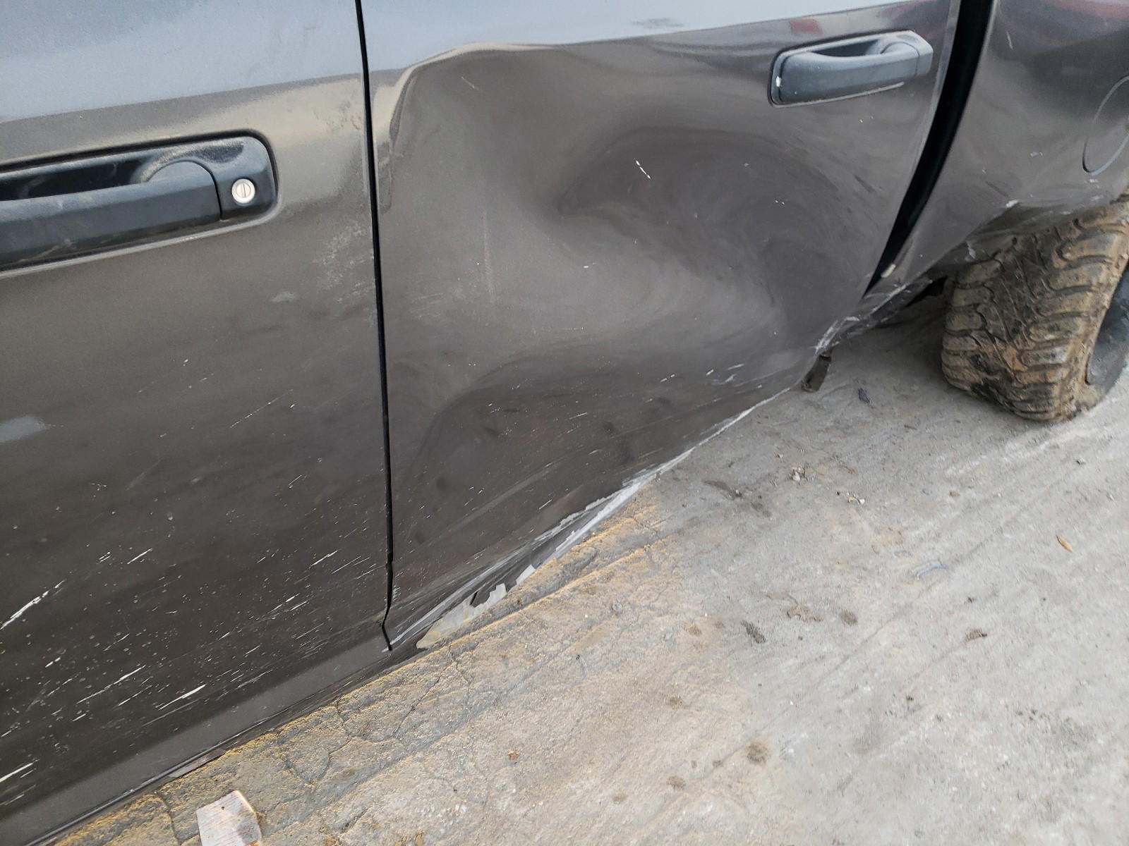 Photo 9 from auction – 2015 RAM 1500 ST with VIN 1C6RR7FT6FS615857