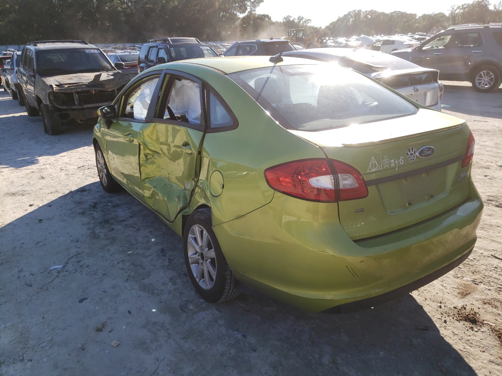 Photo 3 from auction – 2011 FORD FIESTA SE with VIN 3FADP4BJ1BM175678