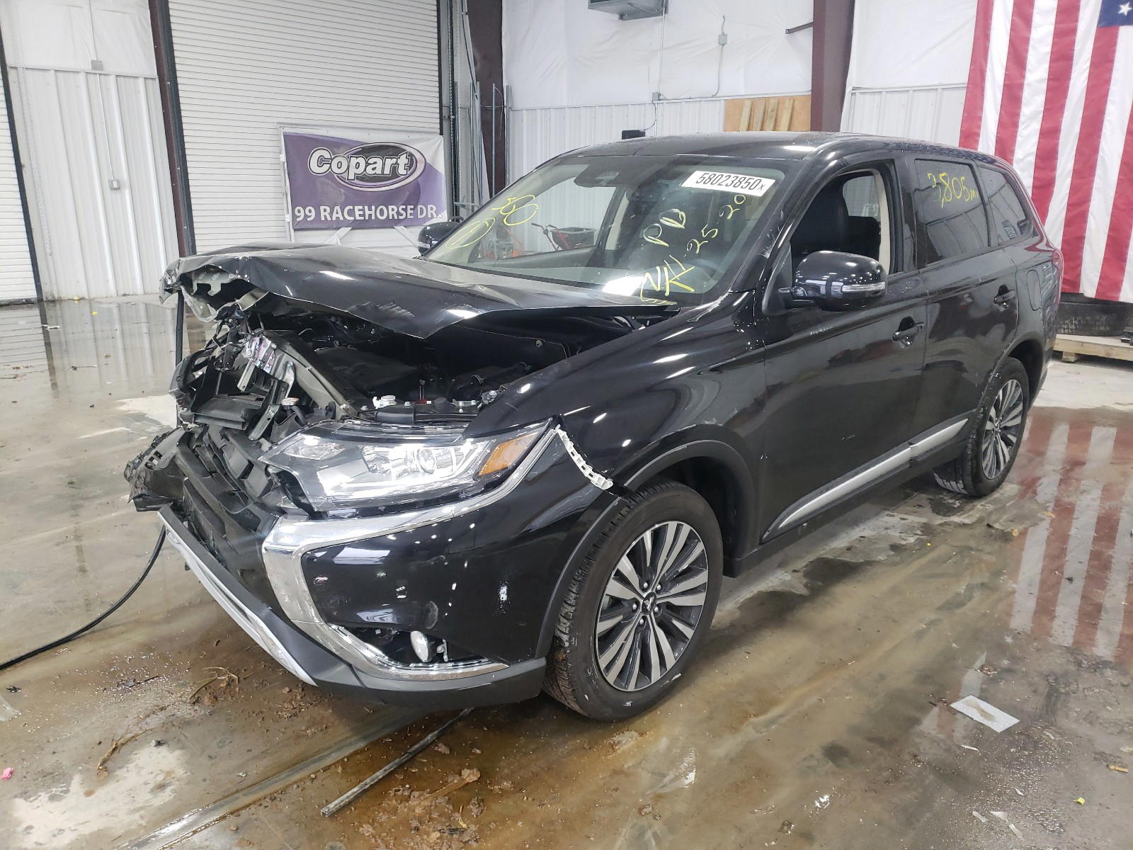 Photo 2 from auction – 2020 MITSUBISHI OUTLANDER with VIN JA4AD3A36LZ024154