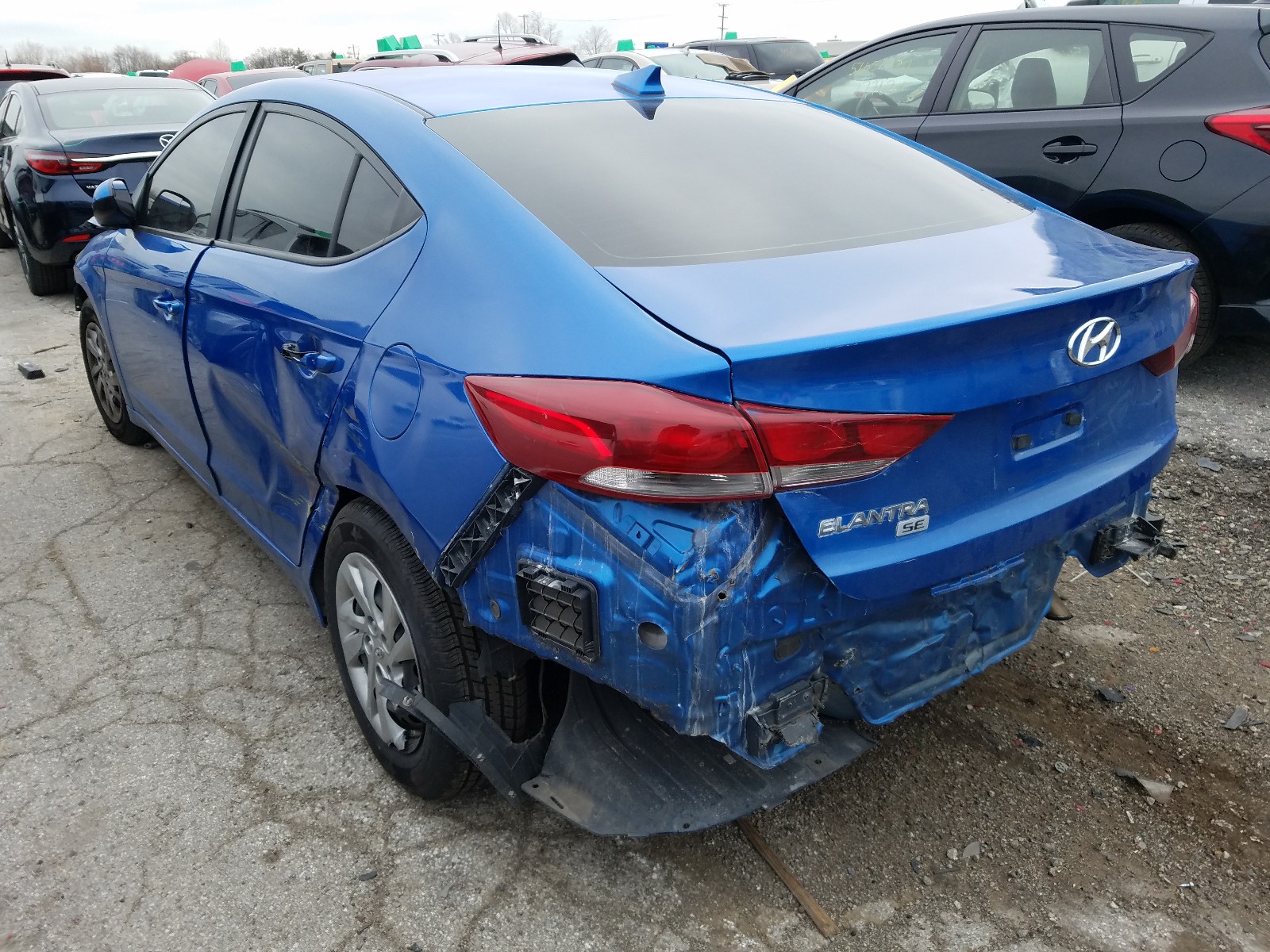 Photo 3 from auction – 2017 HYUNDAI ELANTRA with VIN KMHD74LF4HU118749