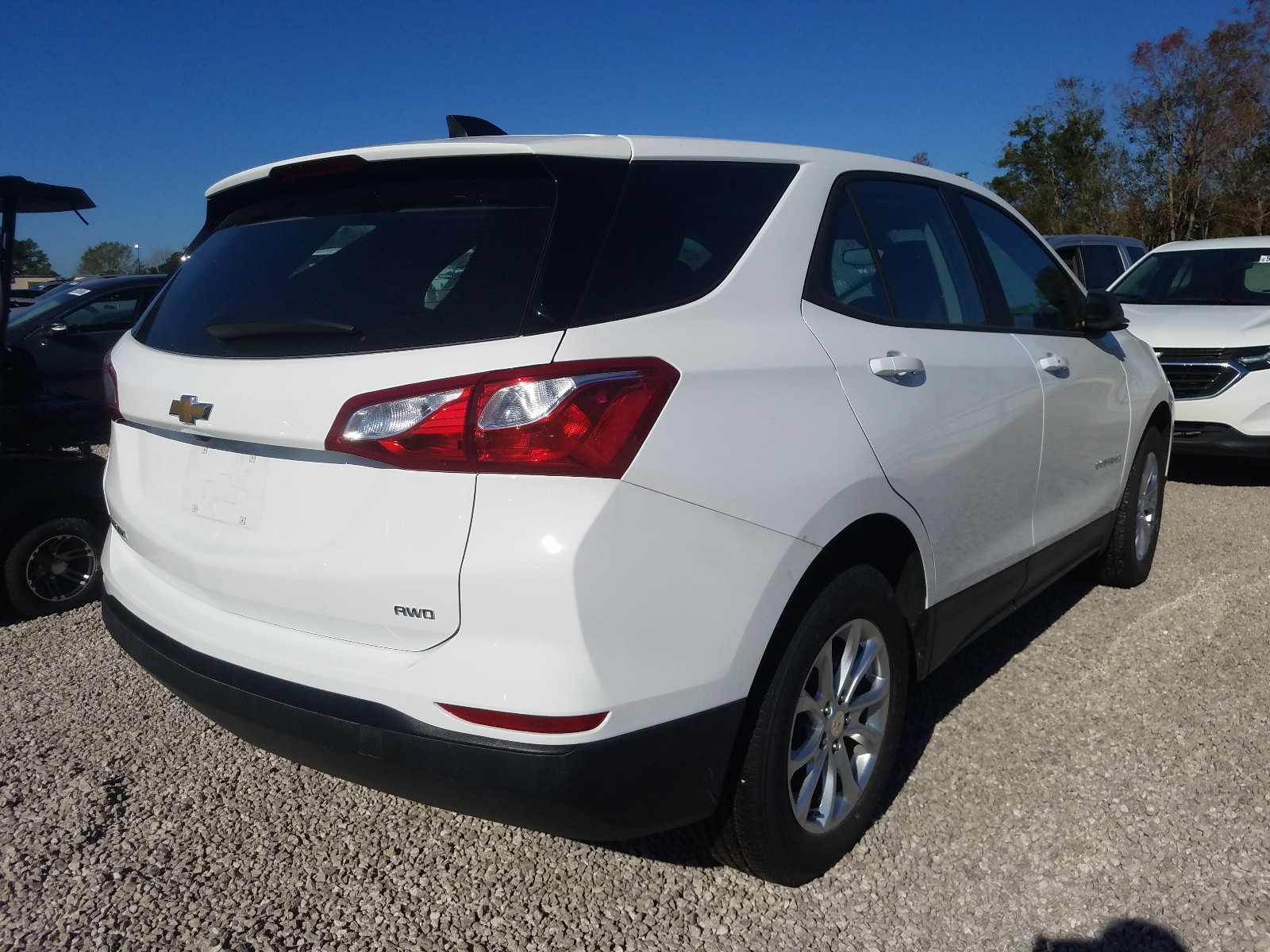 Photo 4 from auction – 2020 CHEVROLET EQUINOX LS with VIN 2GNAXSEV6L6189028