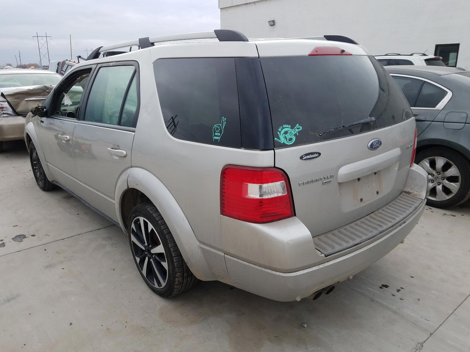 Photo 3 from auction – 2006 FORD FREESTYLE with VIN 1FMDK06196GA34963