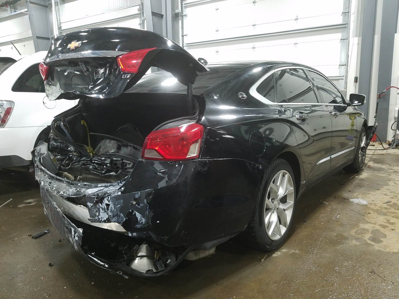 Photo 4 from auction – 2014 CHEVROLET IMPALA LTZ with VIN 2G1155S39E9210192