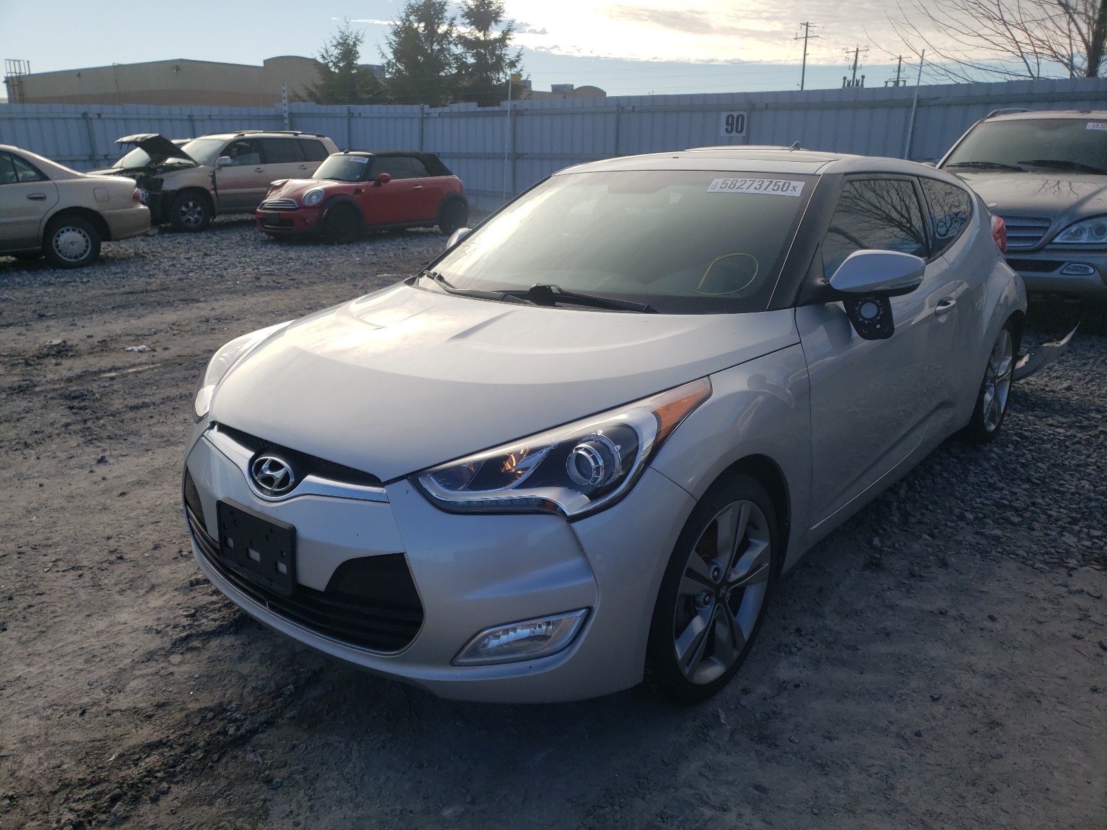 Zdjęcie 2 z aukcji – 2016 HYUNDAI VELOSTER z VIN KMHTC6AD0GU276704