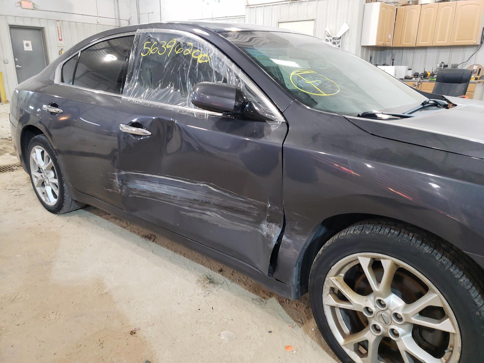 Photo 9 from auction – 2012 NISSAN MAXIMA S with VIN 1N4AA5AP8CC813508