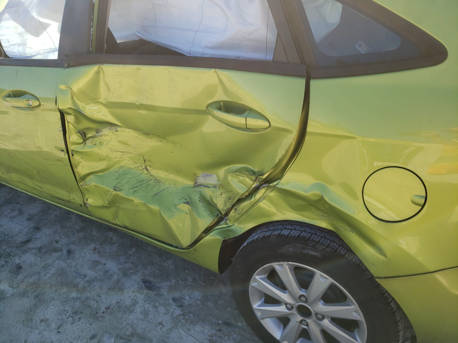 Photo 9 from auction – 2011 FORD FIESTA SE with VIN 3FADP4BJ1BM175678
