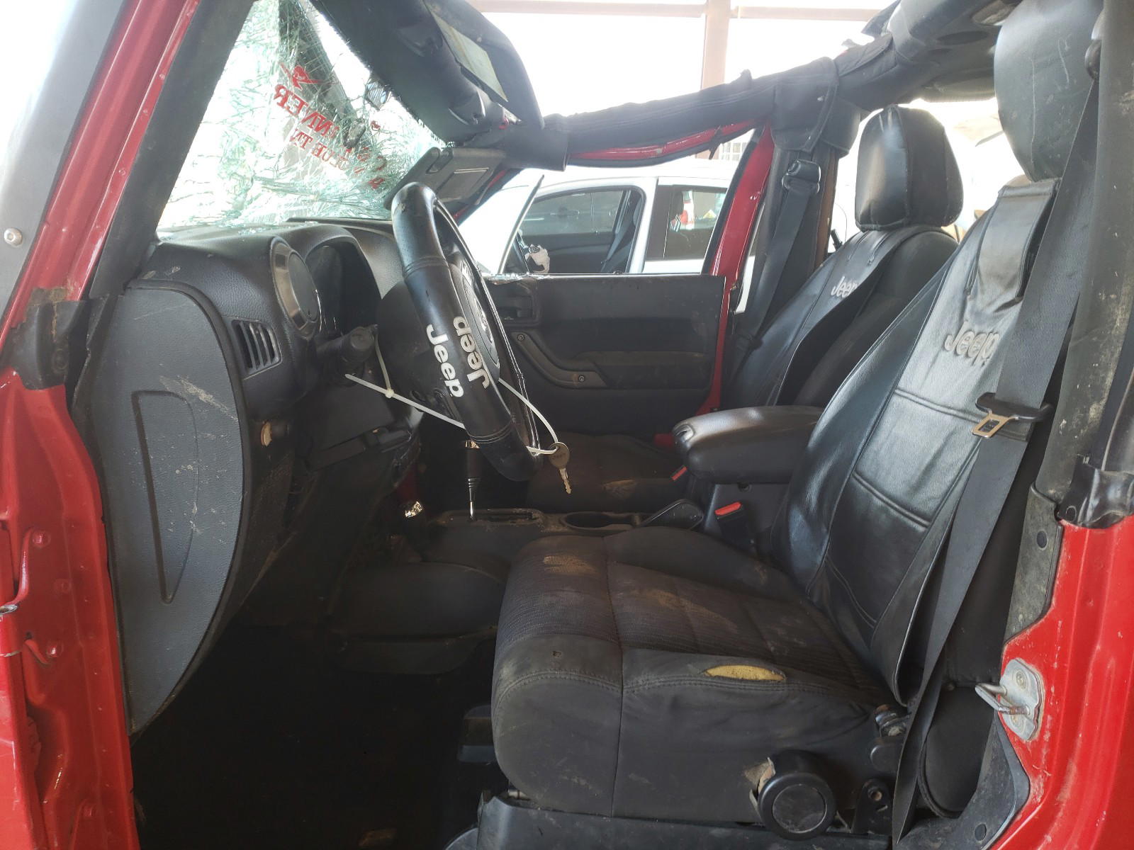Photo 5 from auction – 2011 JEEP WRANGLER S with VIN 1J4AA2D19BL620891