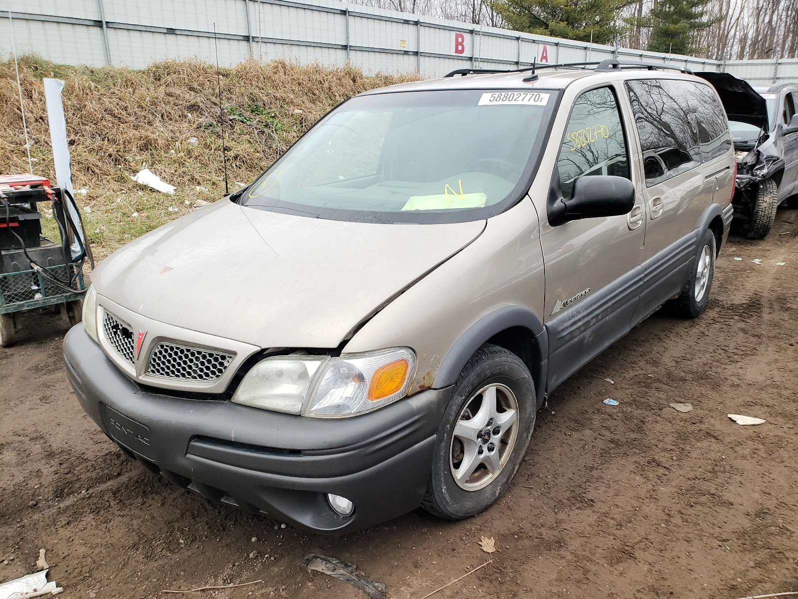 Photo 2 from auction – 2003 PONTIAC MONTANA with VIN 1GMDX03E33D205728