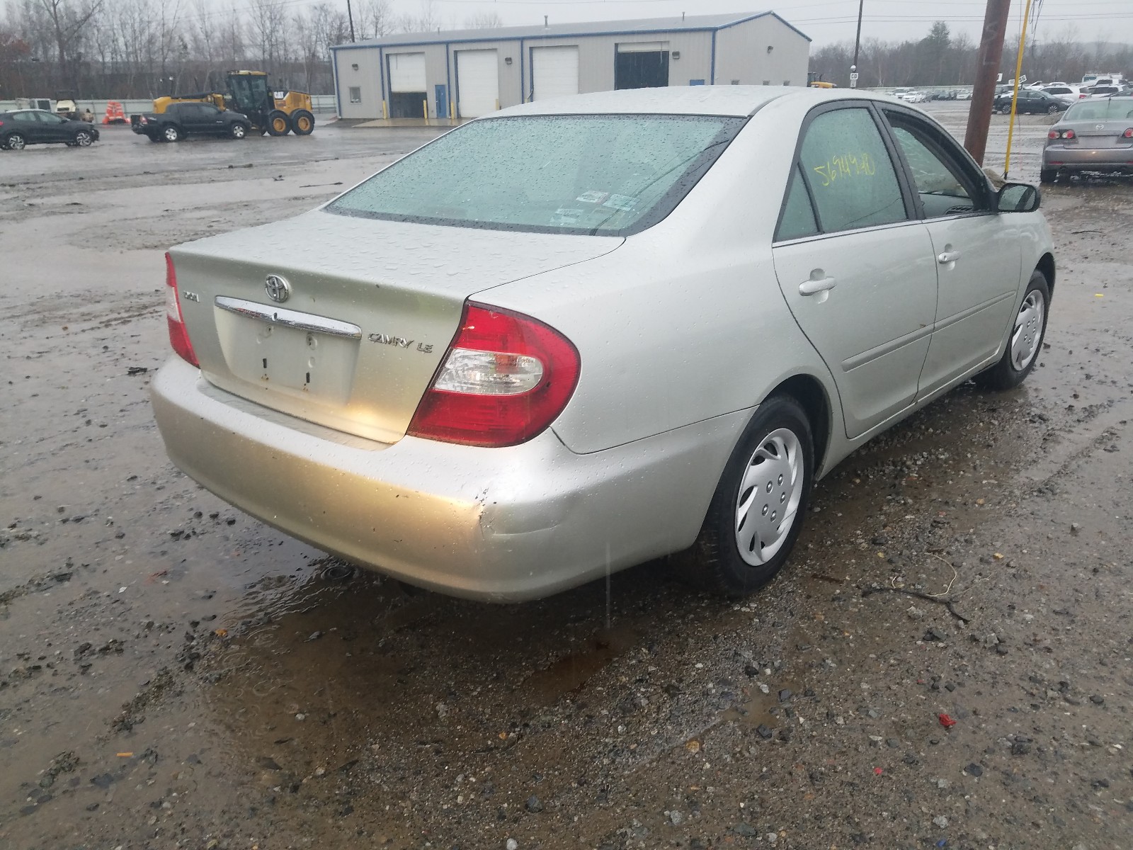 Photo 4 from auction – 2002 TOYOTA CAMRY LE with VIN JTDBE32K620028690