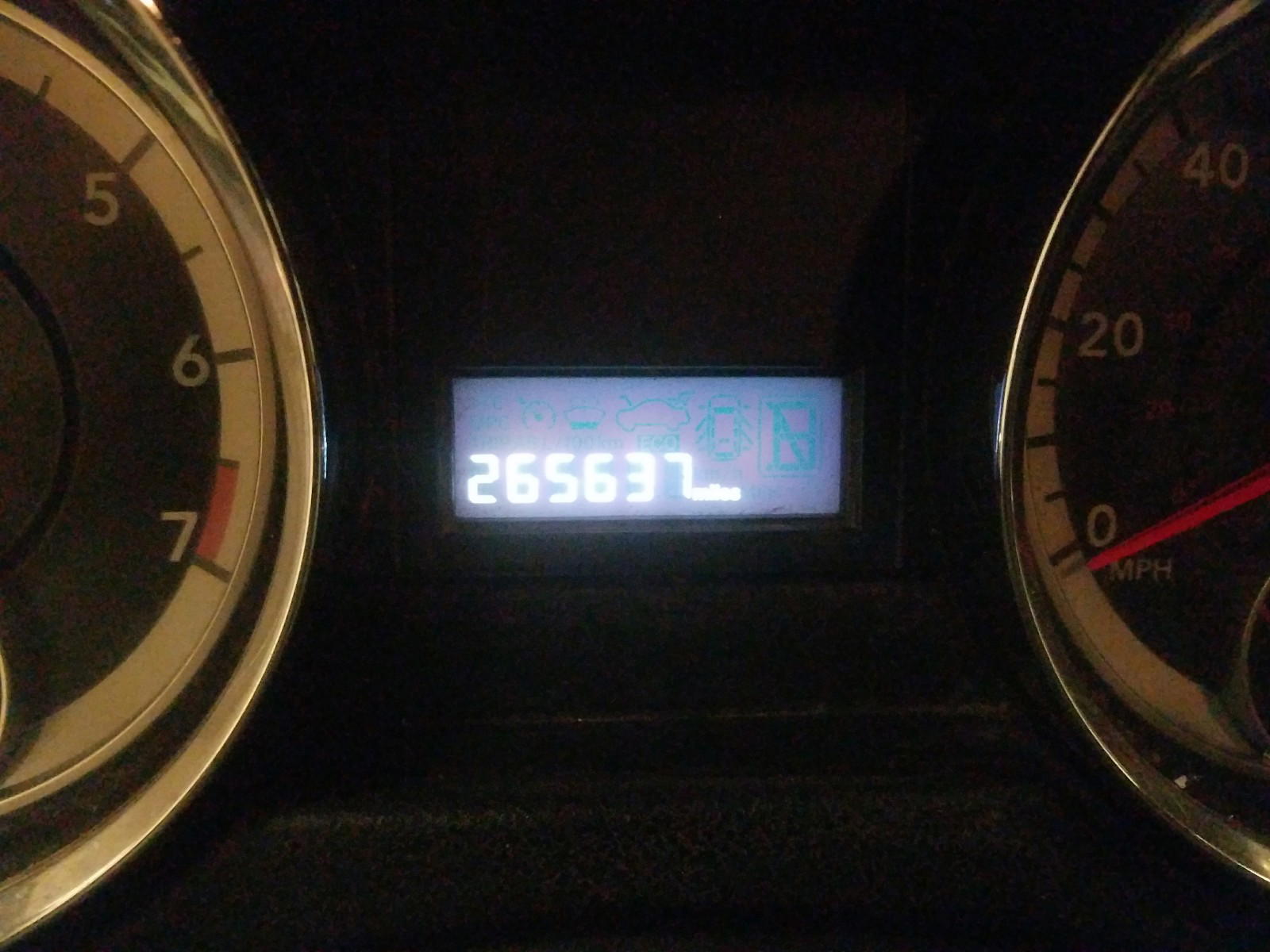 Photo 8 from auction – 2015 DODGE GRAND CARA with VIN 2C4RDGBG2FR690170