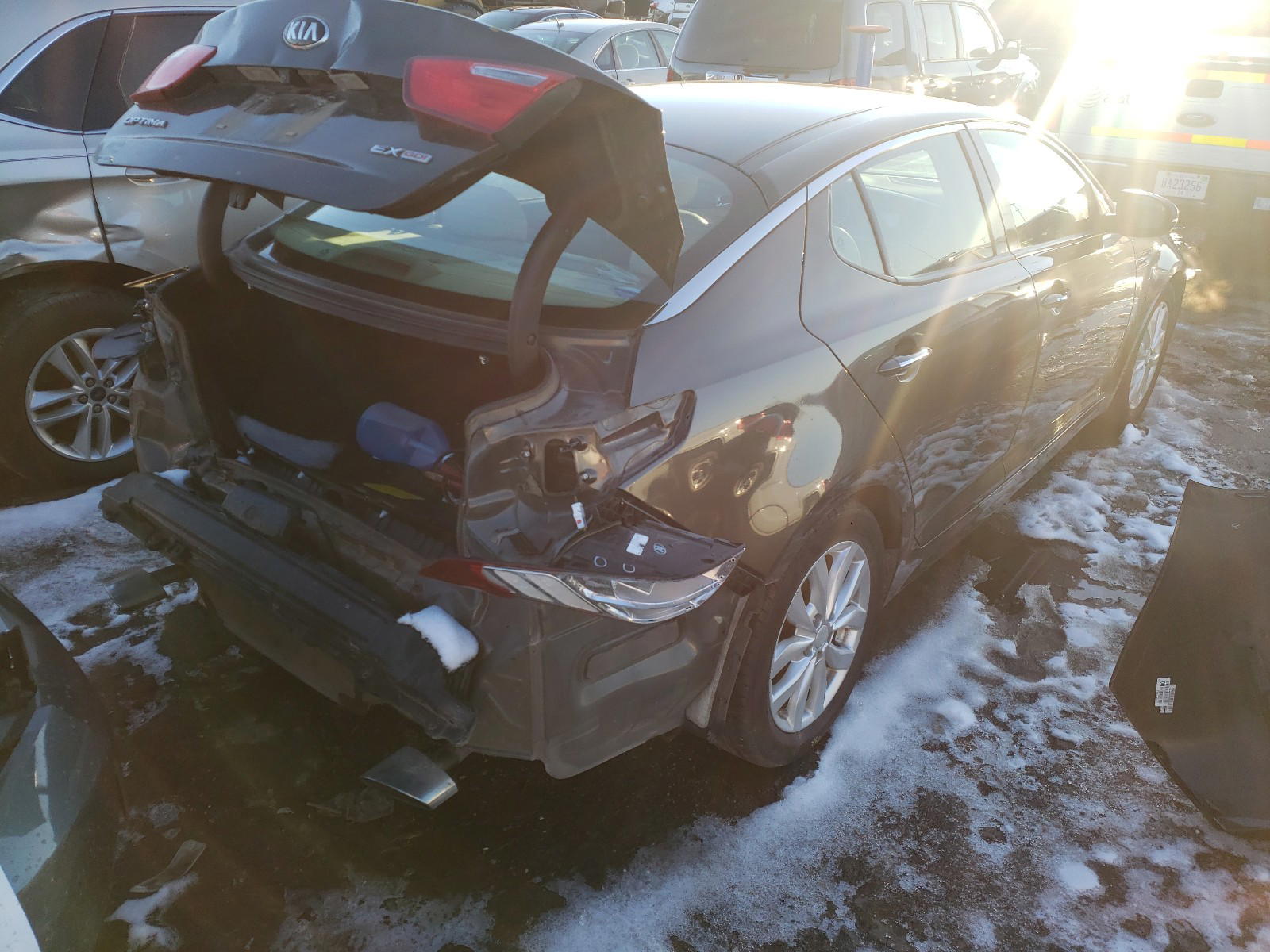 Photo 4 from auction – 2014 KIA OPTIMA EX with VIN 5XXGN4A77EG283022