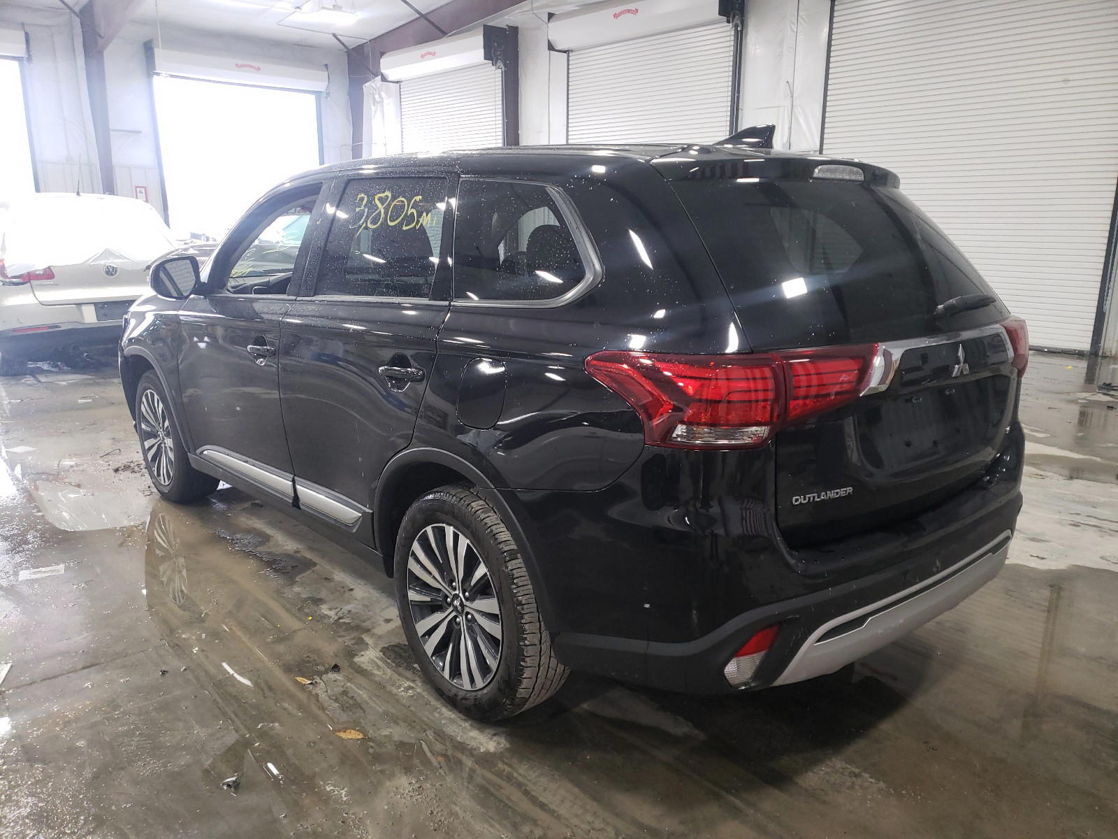 Photo 3 from auction – 2020 MITSUBISHI OUTLANDER with VIN JA4AD3A36LZ024154
