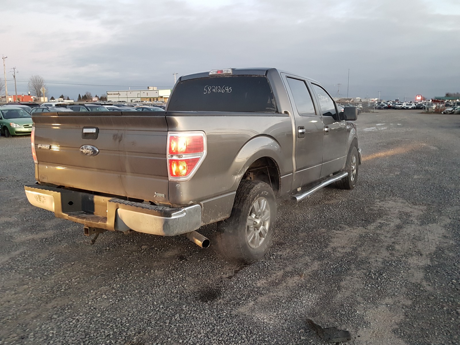 Photo 4 from auction – 2010 FORD F150 SUPER with VIN 1FTFW1EV9AFC37538