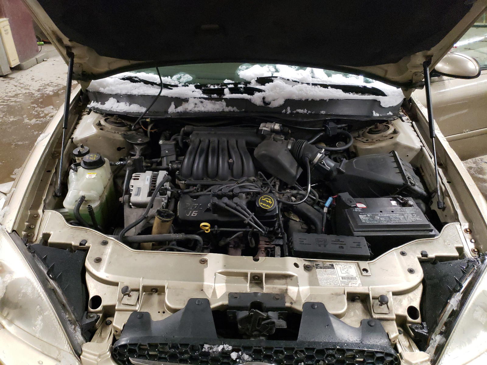 Photo 7 from auction – 2001 FORD TAURUS SES with VIN 1FAFP55U81G180616