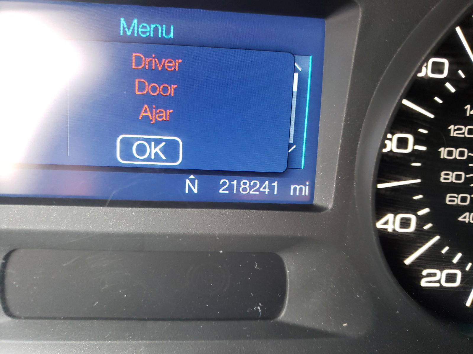 Photo 8 from auction – 2013 FORD EDGE SE with VIN 2FMDK3GC0DBA52001